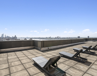 275 W 96th Street - Photo Thumbnail 19