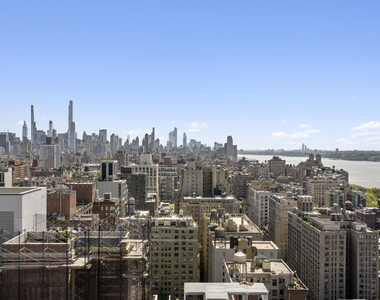 275 W 96th Street - Photo Thumbnail 21