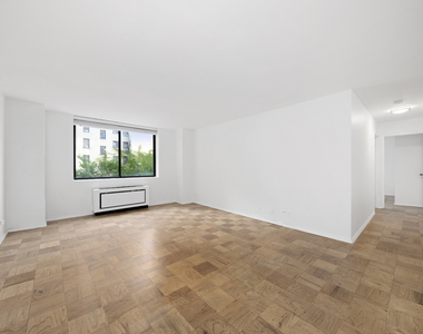 275 W 96th Street - Photo Thumbnail 1