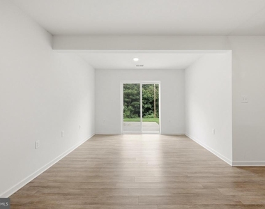 658 Thumper Drive - Photo Thumbnail 13