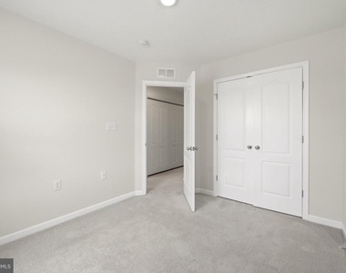 658 Thumper Drive - Photo Thumbnail 19
