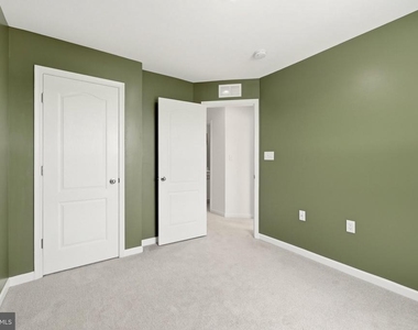 658 Thumper Drive - Photo Thumbnail 21