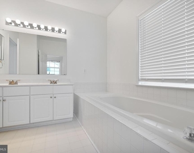 2408 Ruffin Drive - Photo Thumbnail 25
