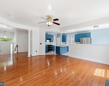 2917 Markhams Grant Drive - Photo Thumbnail 23