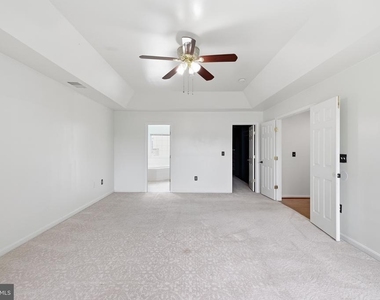 2917 Markhams Grant Drive - Photo Thumbnail 30