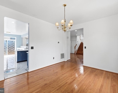 2917 Markhams Grant Drive - Photo Thumbnail 8