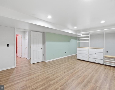 2917 Markhams Grant Drive - Photo Thumbnail 55