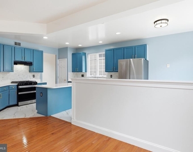 2917 Markhams Grant Drive - Photo Thumbnail 17