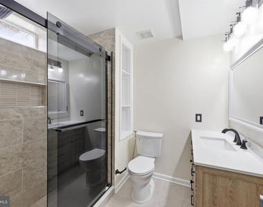2917 Markhams Grant Drive - Photo Thumbnail 63