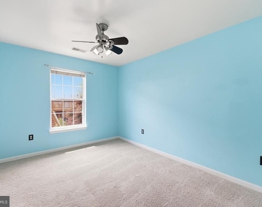 2917 Markhams Grant Drive - Photo Thumbnail 49