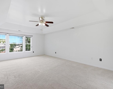 2917 Markhams Grant Drive - Photo Thumbnail 34