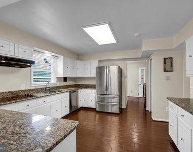 13019 Canova Drive - Photo Thumbnail 15