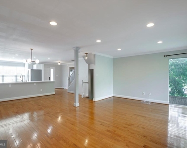 5610 Gosling Court - Photo Thumbnail 17