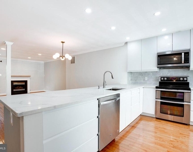 5610 Gosling Court - Photo Thumbnail 8