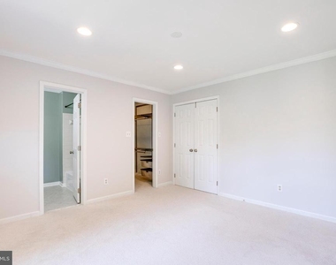 5610 Gosling Court - Photo Thumbnail 36