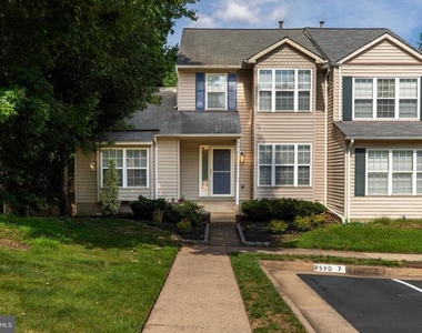 5610 Gosling Court - Photo Thumbnail 1
