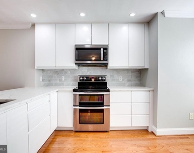 5610 Gosling Court - Photo Thumbnail 7
