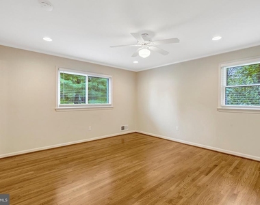 6717 Reynard Drive - Photo Thumbnail 25