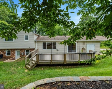 6717 Reynard Drive - Photo Thumbnail 54