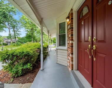 6717 Reynard Drive - Photo Thumbnail 2