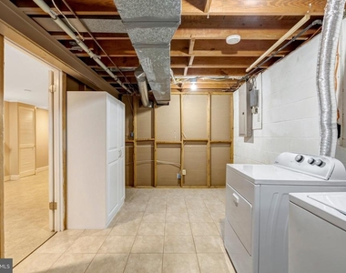6717 Reynard Drive - Photo Thumbnail 45