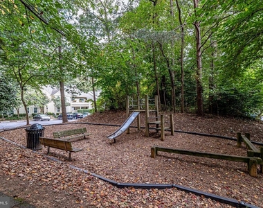2210 Springwood Drive - Photo Thumbnail 27
