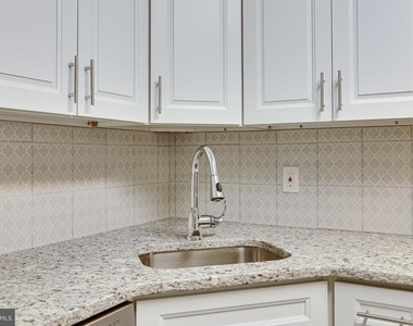 2210 Springwood Drive - Photo Thumbnail 13