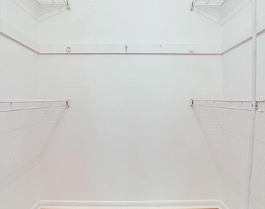 2210 Springwood Drive - Photo Thumbnail 19