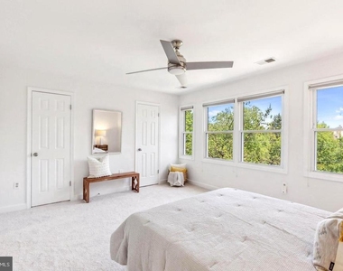 695 W Glebe Road - Photo Thumbnail 25