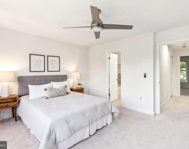 695 W Glebe Road - Photo Thumbnail 26