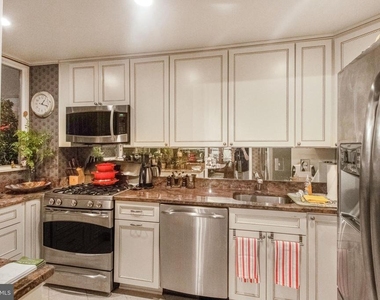 1200 N Nash Street - Photo Thumbnail 17