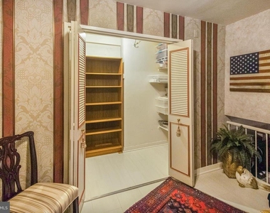 1200 N Nash Street - Photo Thumbnail 5