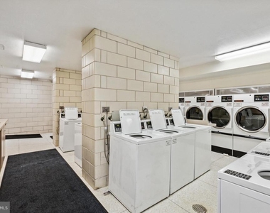 1200 N Nash Street - Photo Thumbnail 33