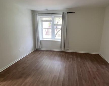 2602 S Arlington Mill Drive - Photo Thumbnail 15