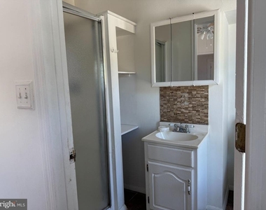 6919 Rising Sun Avenue - Photo Thumbnail 2