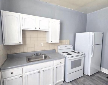 5122 Greene Street - Photo Thumbnail 2