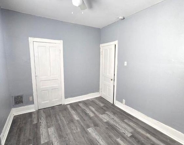 5122 Greene Street - Photo Thumbnail 7