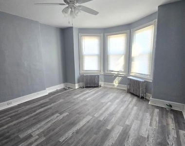 5122 Greene Street - Photo Thumbnail 10