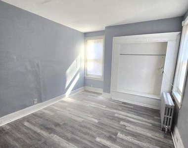 5122 Greene Street - Photo Thumbnail 6