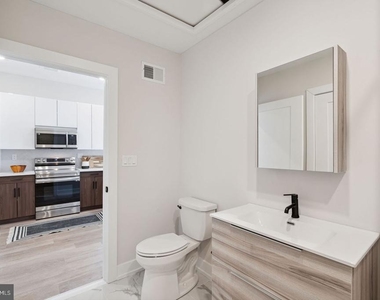720 W Thompson Street - Photo Thumbnail 9