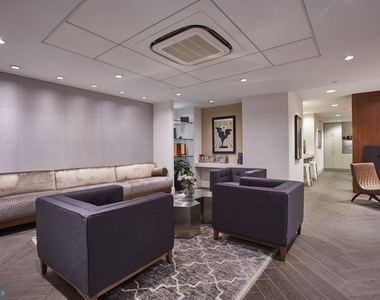 1616 Walnut Street - Photo Thumbnail 16