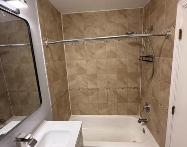 2611 S 9th Street - Photo Thumbnail 6