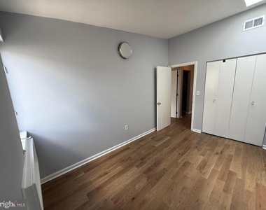 2611 S 9th Street - Photo Thumbnail 10