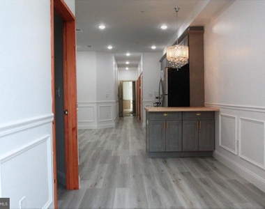 1233 S Broad Street - Photo Thumbnail 3
