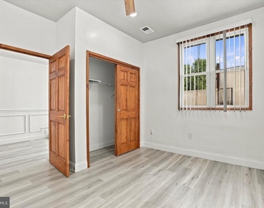 1233 S Broad Street - Photo Thumbnail 13