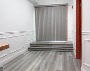 1233 S Broad Street - Photo Thumbnail 5