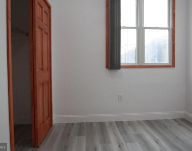 1233 S Broad Street - Photo Thumbnail 6