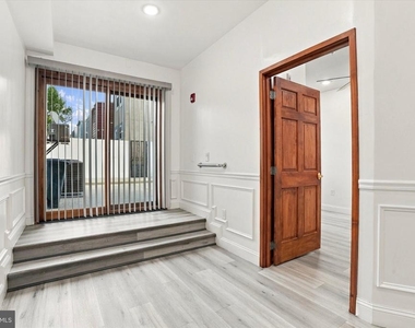 1233 S Broad Street - Photo Thumbnail 9