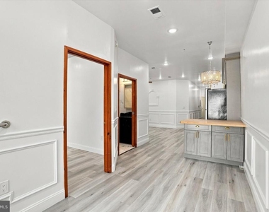1233 S Broad Street - Photo Thumbnail 12