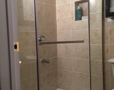 1008 S 8th Street - Photo Thumbnail 9